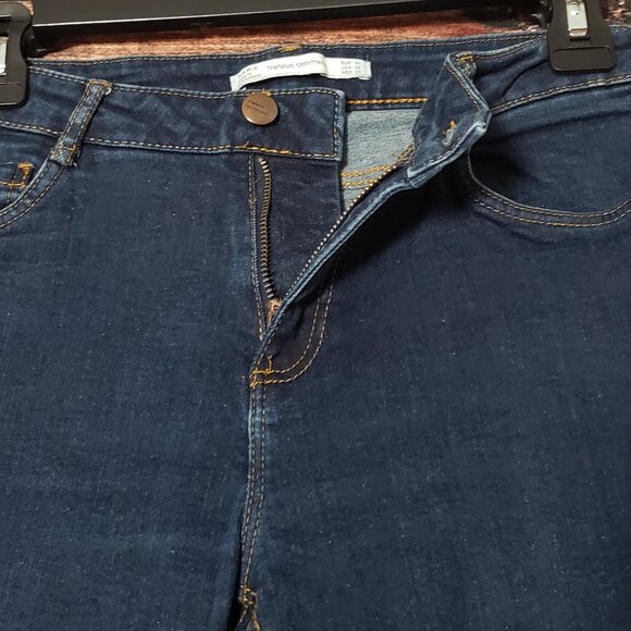 Zara Trafaluc Jeans Size 8 Mid Rise Skinny Dark Wash Blue Denim - Picture 4 of 9